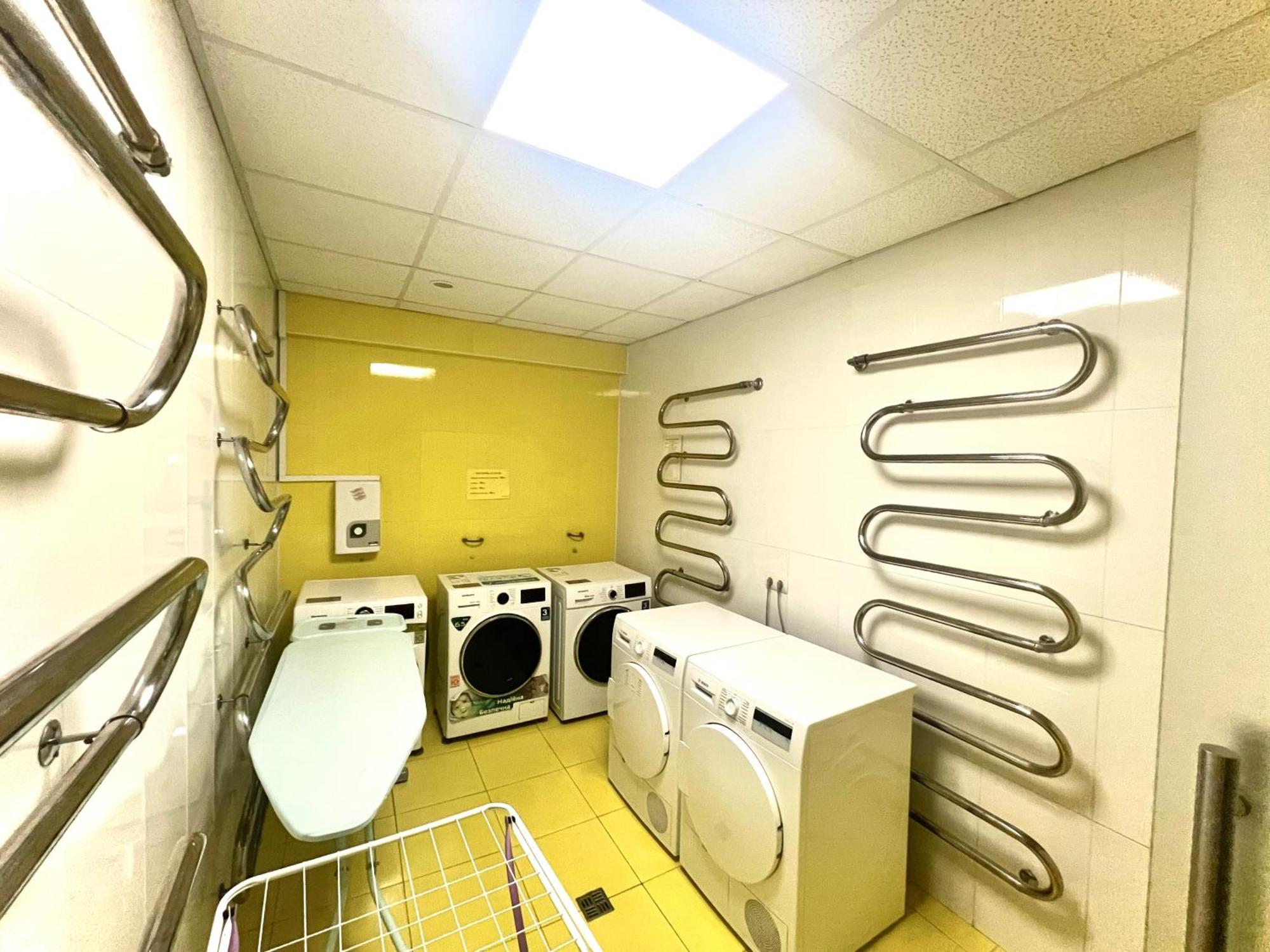 קייב Demeevsky Hostel מראה חיצוני תמונה